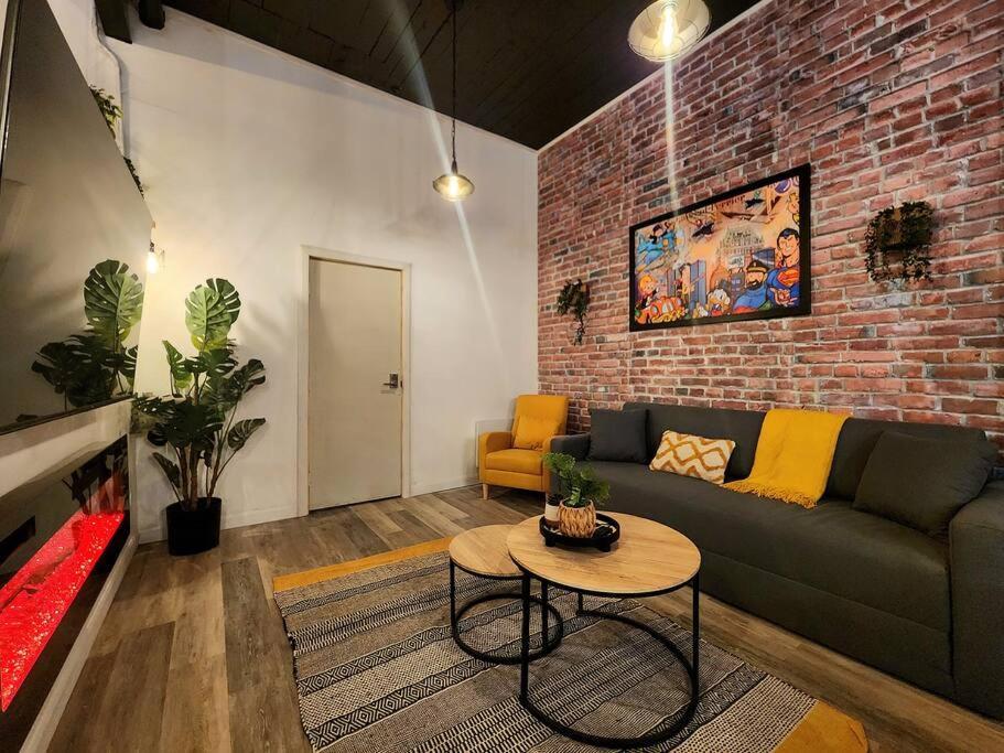 Loft Style Industriel-Centre-Ville+Parking Gratuit Québec Rom bilde